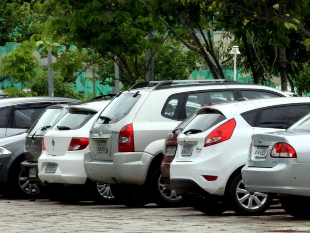 Donos de veí­culos licenciados em SC vão pagar menos IPVA em 2015